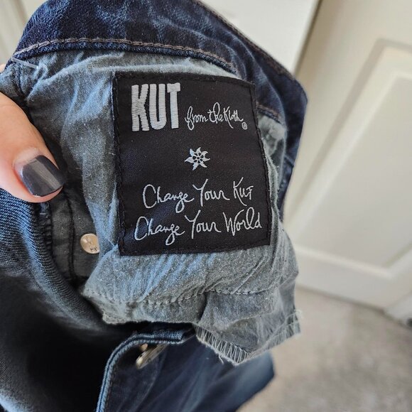 NWT - Kut from the Kloth Straight Leg Blue Jeans - Size 8L - Picture 3 of 7